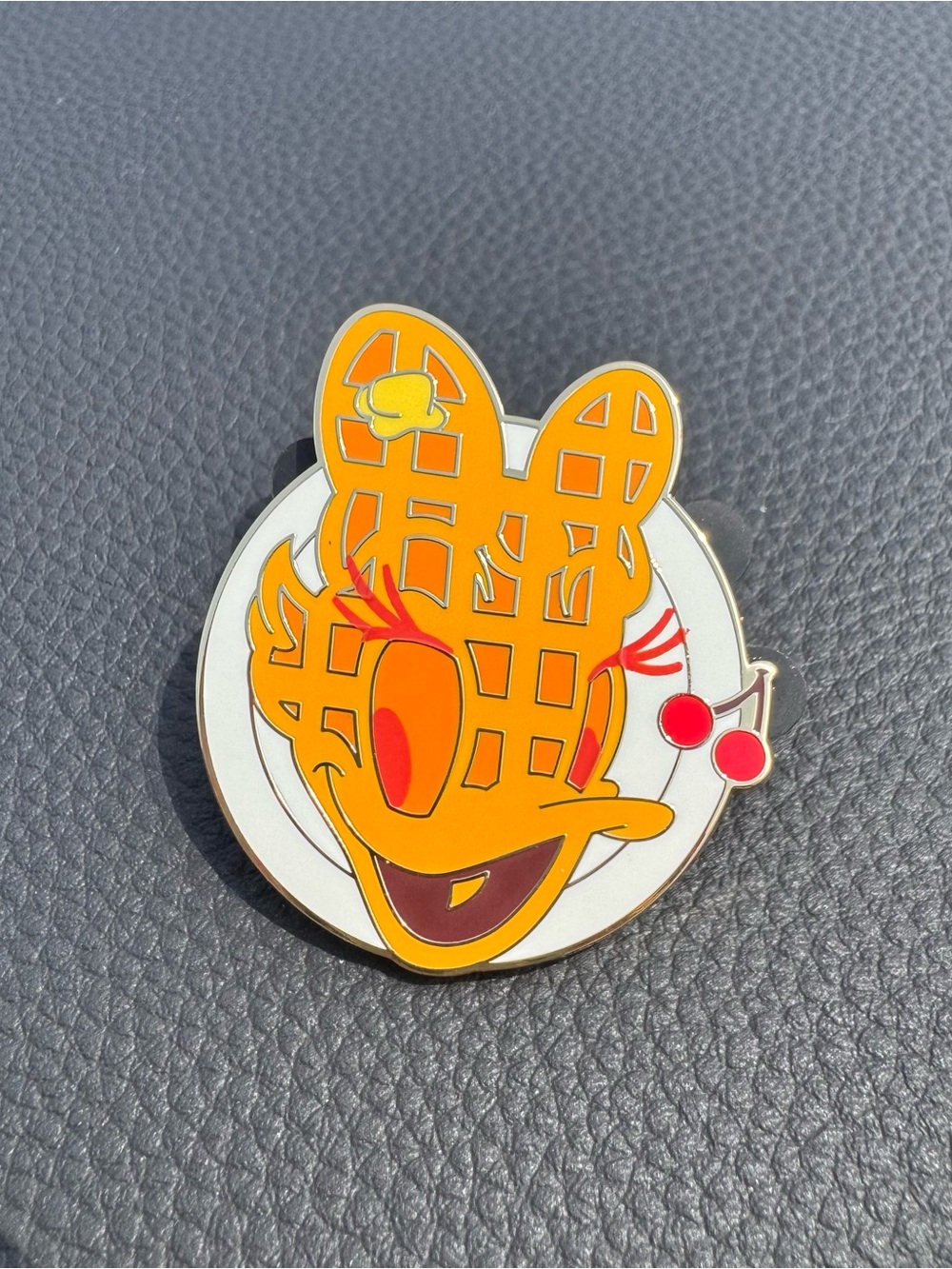 Disney Parks 2023 Whimsical Waffles Daisy Mystery Pin